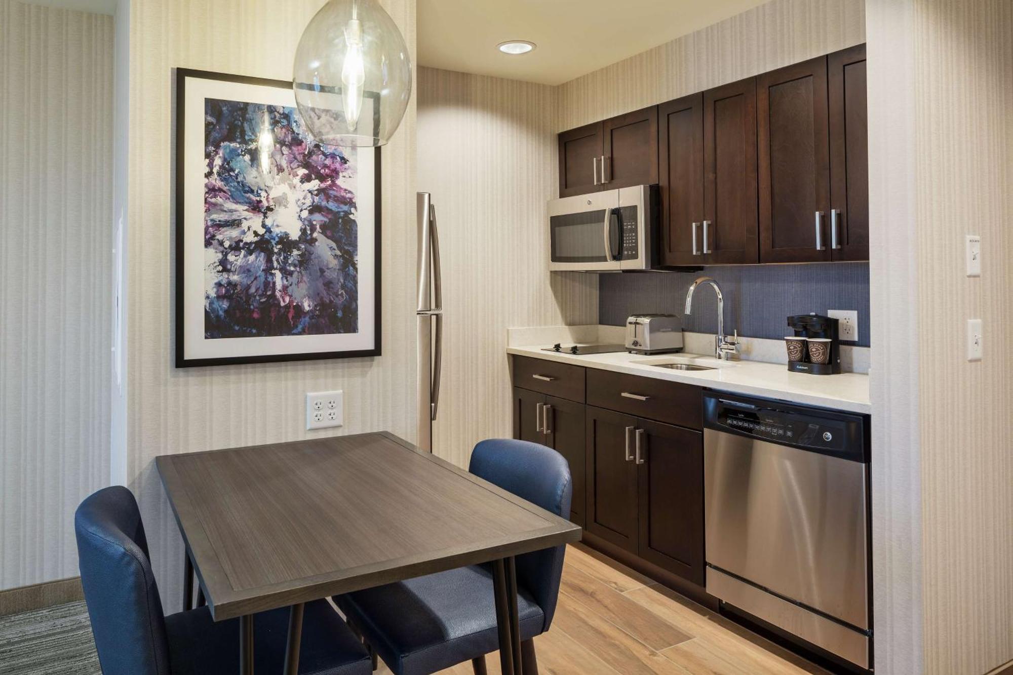 Homewood Suites By Hilton Needham Boston Екстериор снимка